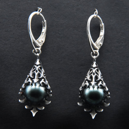 Gothic pearls