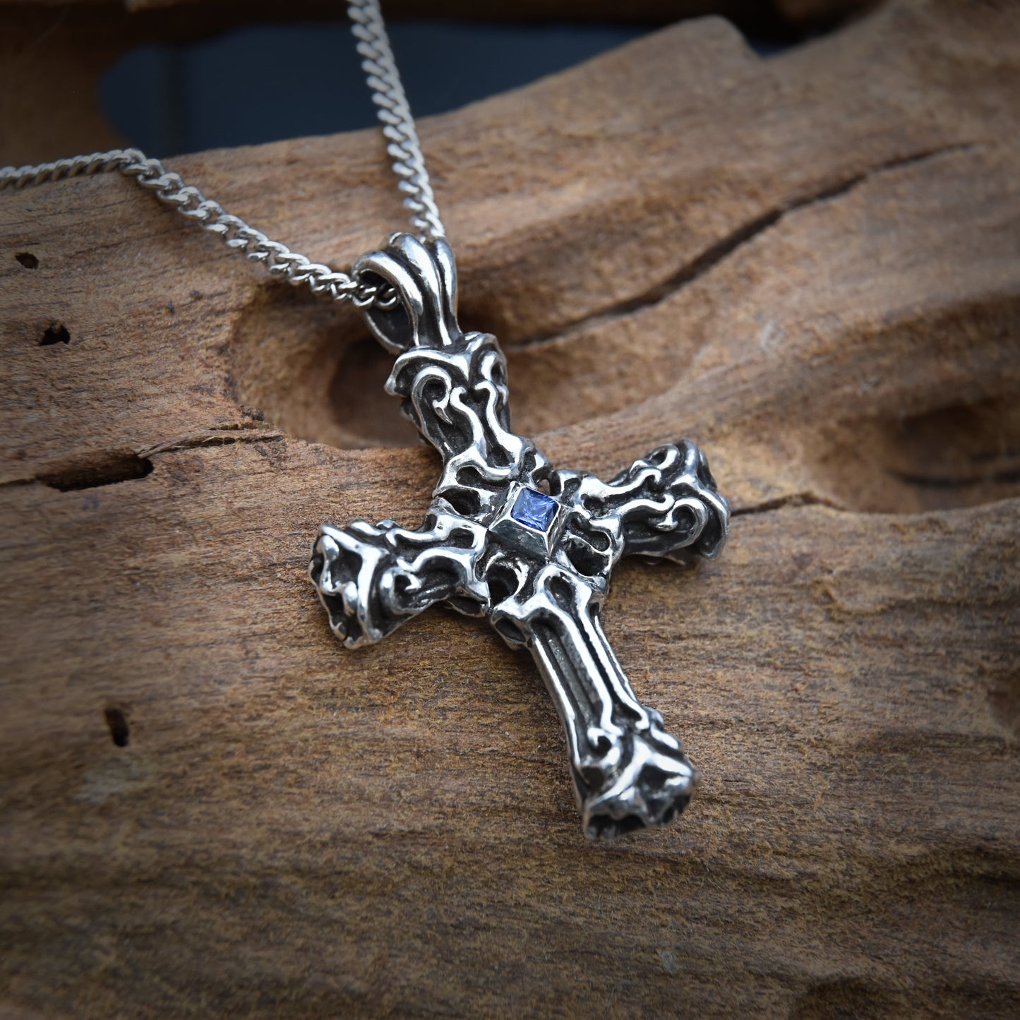 Cross pendant